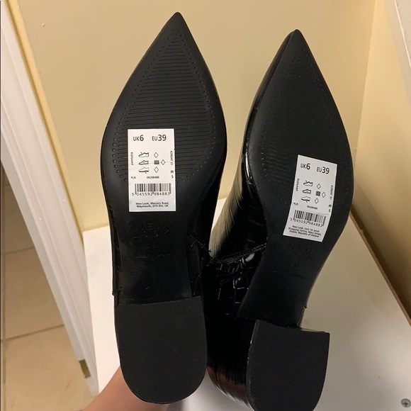 ASOS Black Croc pointed block heel boots - Picture 4 of 5